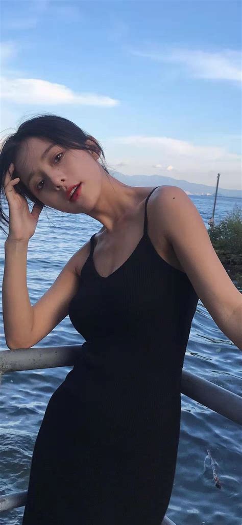 沿路而下
